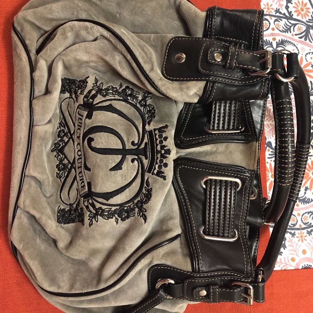 JUICY COUTURE HOBO BAG